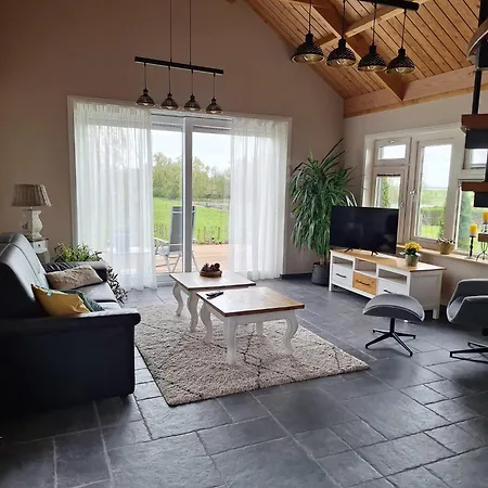 Holiday home Gastenhuis Amstelmeerzicht *